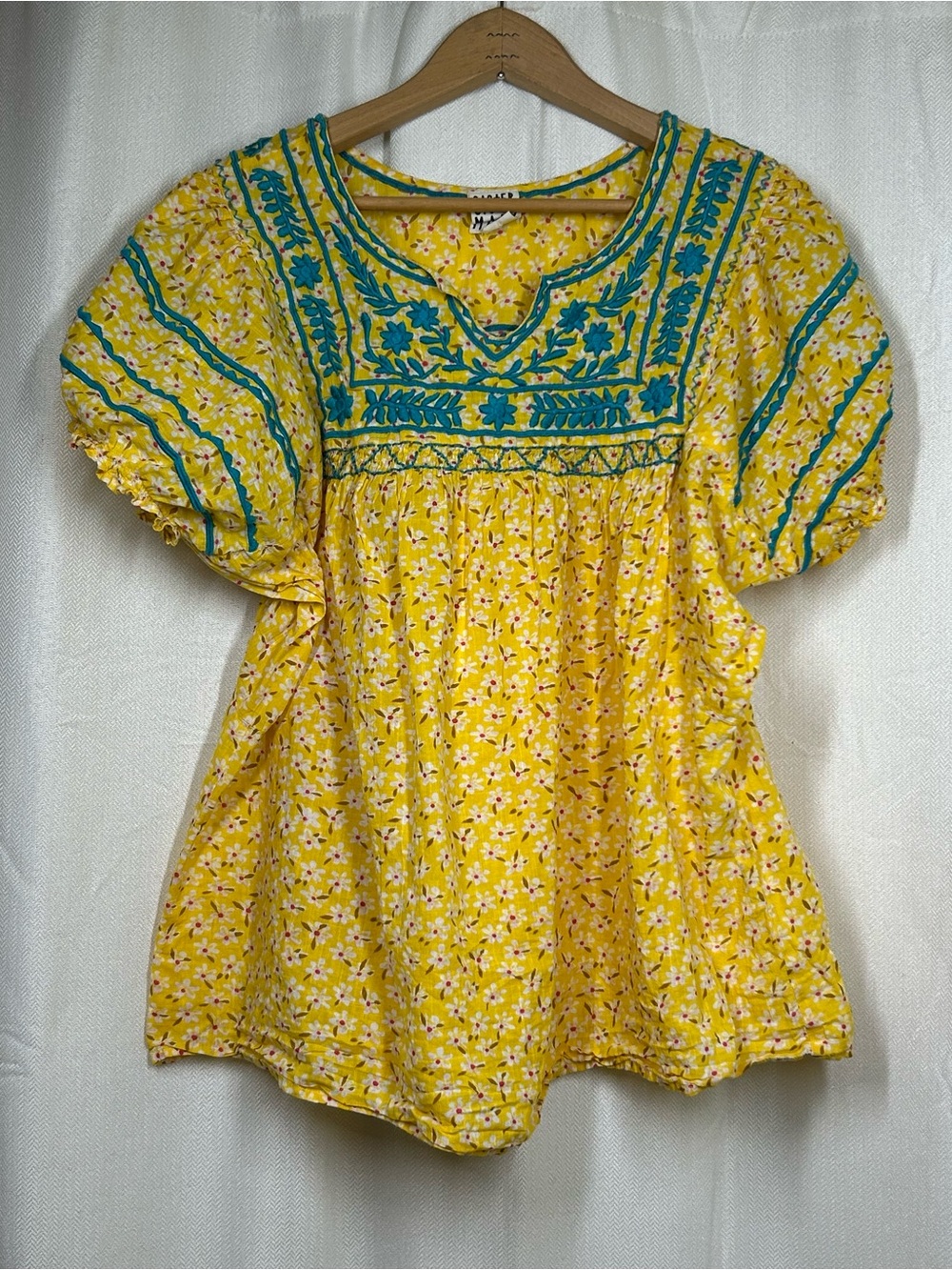 Sister Mary Patsy Peasant Top Embroidered Size Medium Yellow Floral